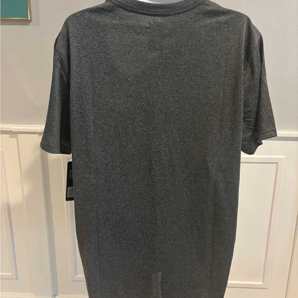 Washington Commanders Football Team NFL Men’s Dri-Wick X-Large XL Grey Shirt NWT - Picture 3 of 8